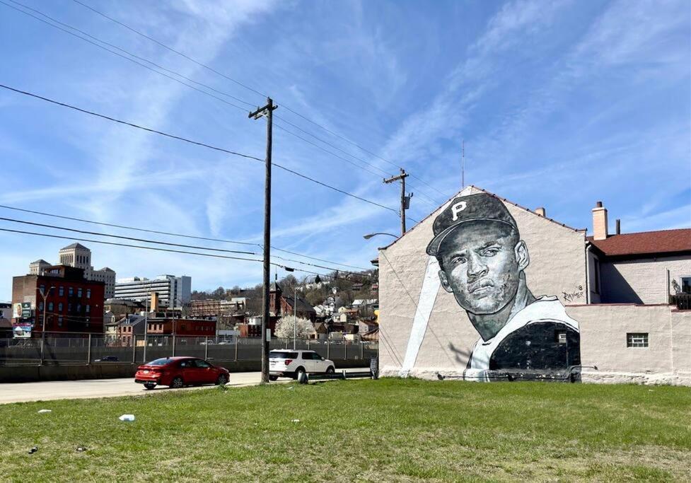 Unique Artsy 2 Bdrm Apt 1.5 Mi From Downtown Pittsburgh Exterior photo