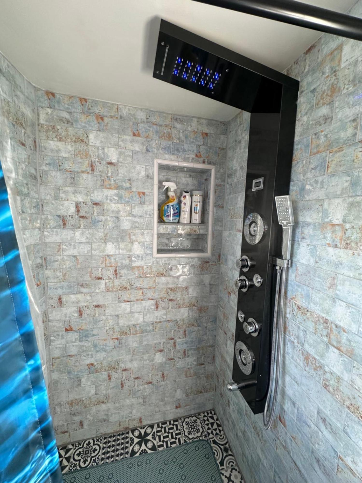 Unique Artsy 2 Bdrm Apt 1.5 Mi From Downtown Pittsburgh Exterior photo